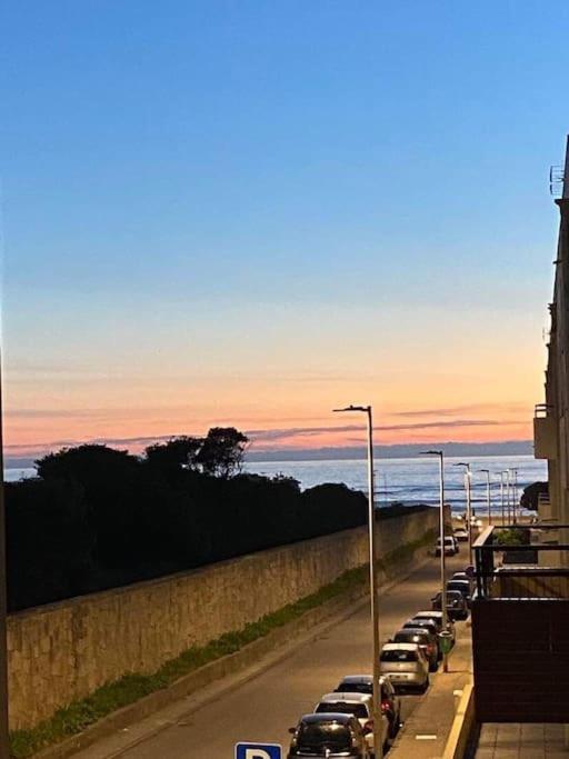 Lovely 2 Bedroom Apartment 100M From The Beach Vila do Conde Bagian luar foto